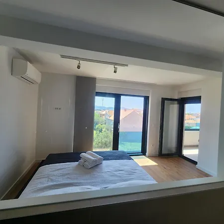 Maci Apartman Zára